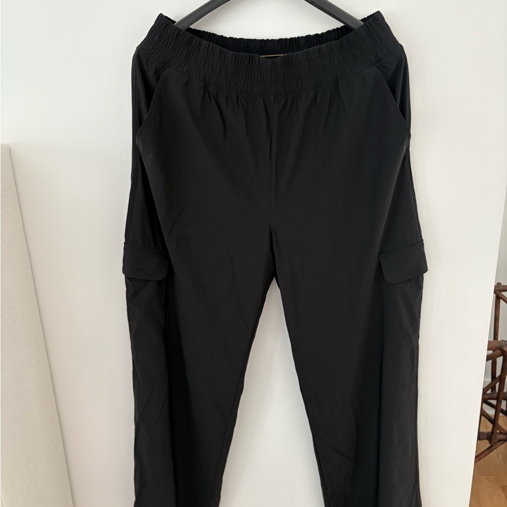 XL TALL Old Navy Black SleekTech Go-Dry Pants
